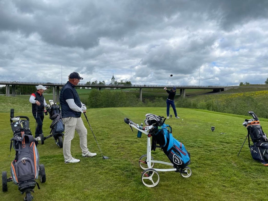 Golf4.jpeg