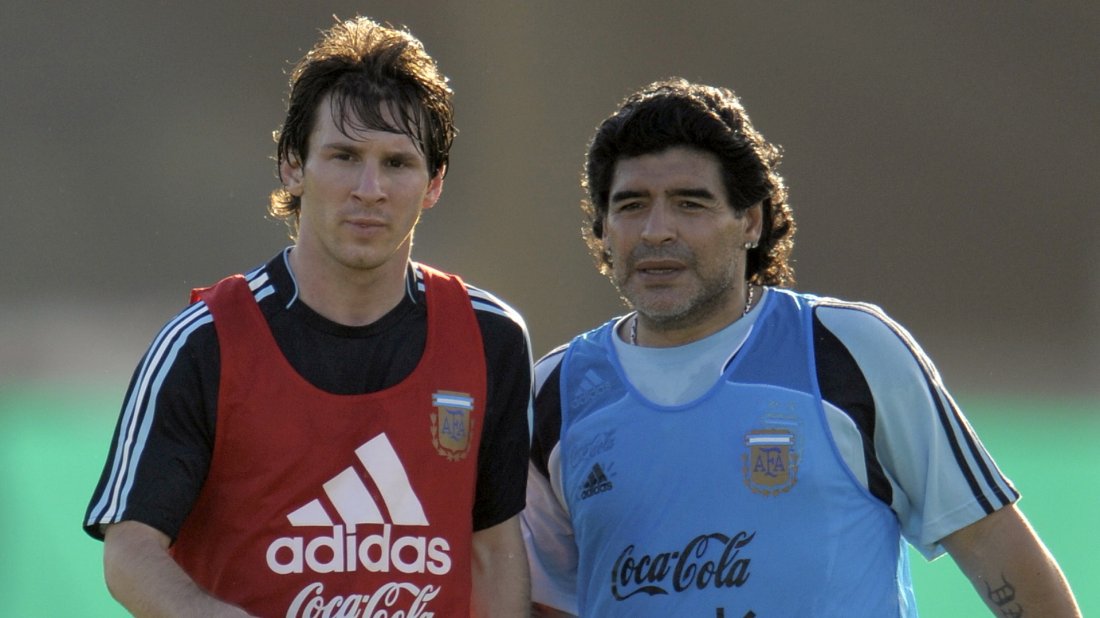 lionel-messi-diego-maradona-argentina1j1j0ygqlzl3416f0anf0u5zlu